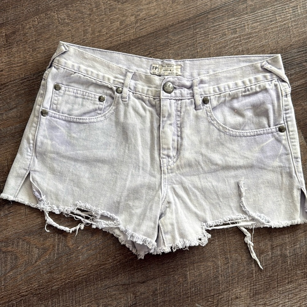 Free People lilac tie dye distressed denim shorts cutoffs Jean size 27